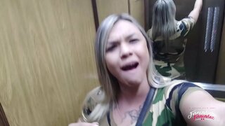 ���្តៅ chick ជញ្ជក់ផ្អៀង,និងមិត្តភក្តិ,ឃ។